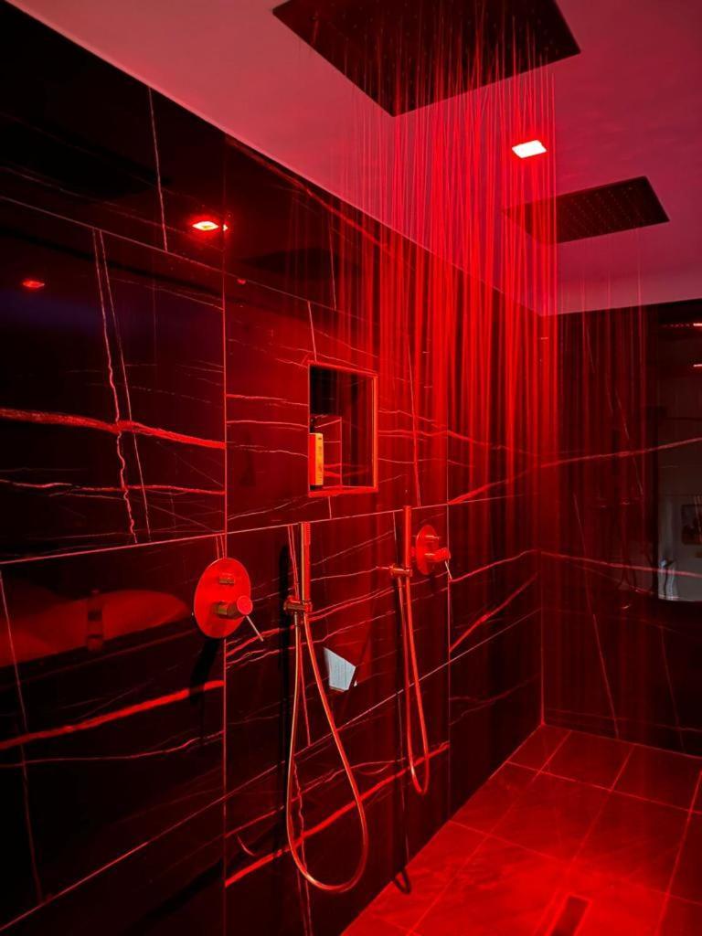 Wal49 Suite Бари Экстерьер фото